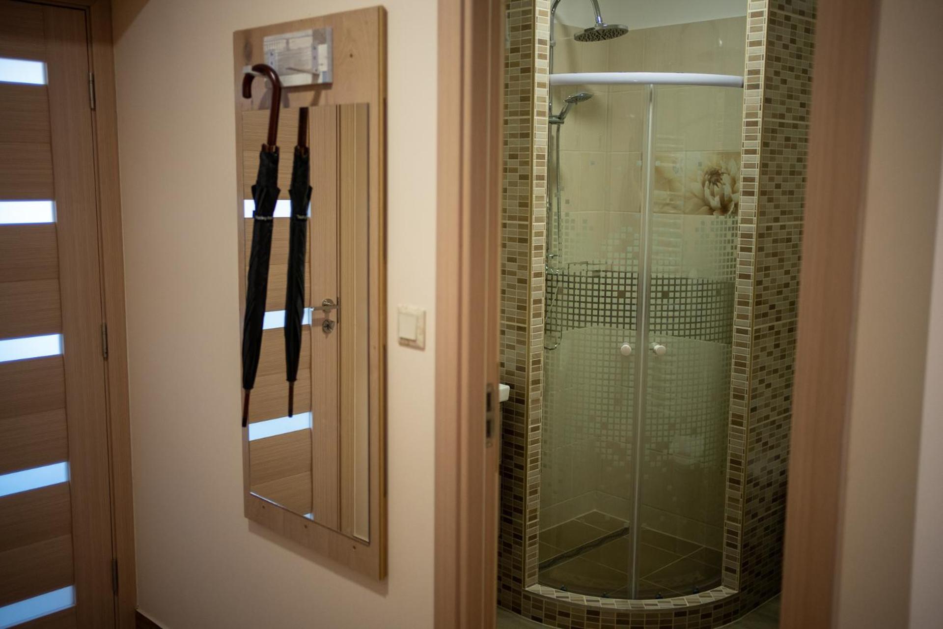 Holiday Apartmanhaz Гюла Екстериор снимка